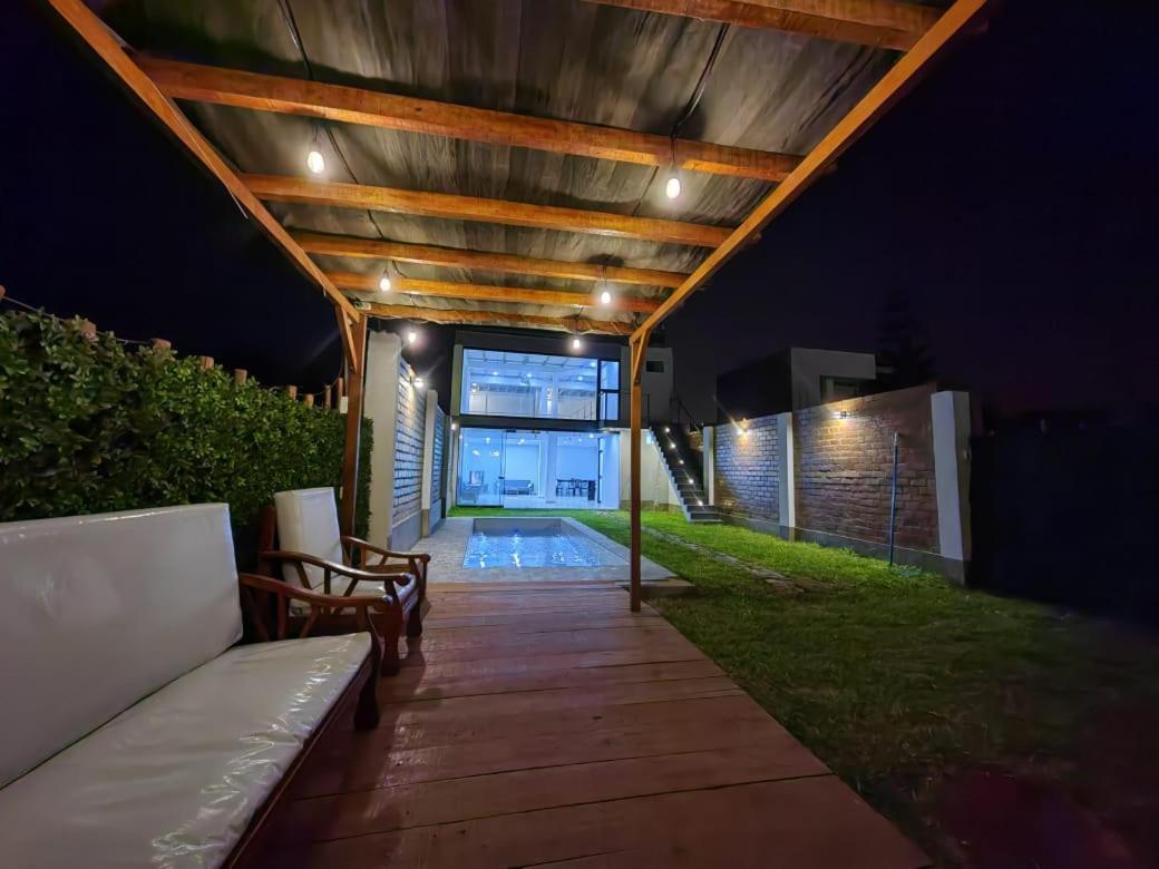 Casa De Playa Con Piscina Villa Ancon Luaran gambar